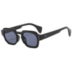 Retro Sonnenbrille mit eckiger Fassung und UV400-Schutz – 6 Farben Zorenza