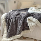 Sherpa Kuscheldecke mit Zopfmuster, wendbar – 100×150 bis 200×230 cm -    Zorenza