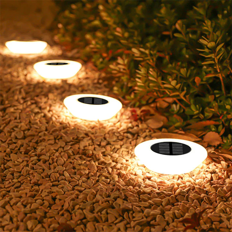 Solar-Bodenleuchte mit 14 LEDs und 360°-Bodenbeleuchtung – 4er-Set Zorenza