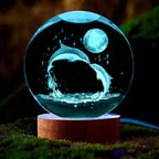 Kristallglaskugel mit 3D-Lasergravur & Farbwechselnder LED-Basis Zorenza