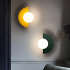 Wandleuchte Nordic Design mit LED-Kugel -    Zorenza