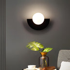 Wandleuchte Nordic Design mit LED-Kugel -    Zorenza