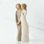 Schwesternfigur aus Kunstharz Zorenza