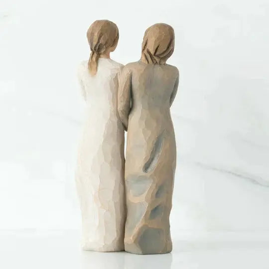 Schwesternfigur aus Kunstharz Zorenza