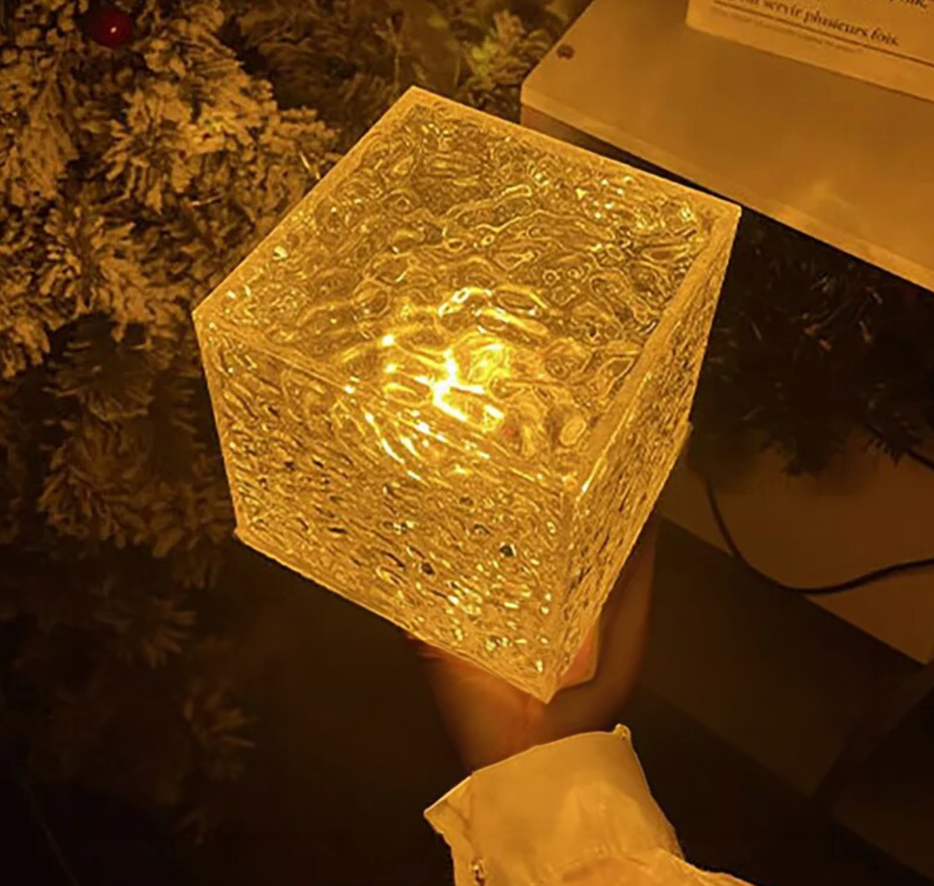 Wellenlampe mit 16 Farben – Atmosphärelicht mit Fernbedienung -    Zorenza