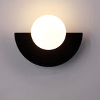 Wandleuchte Nordic Design mit LED-Kugel -    Zorenza