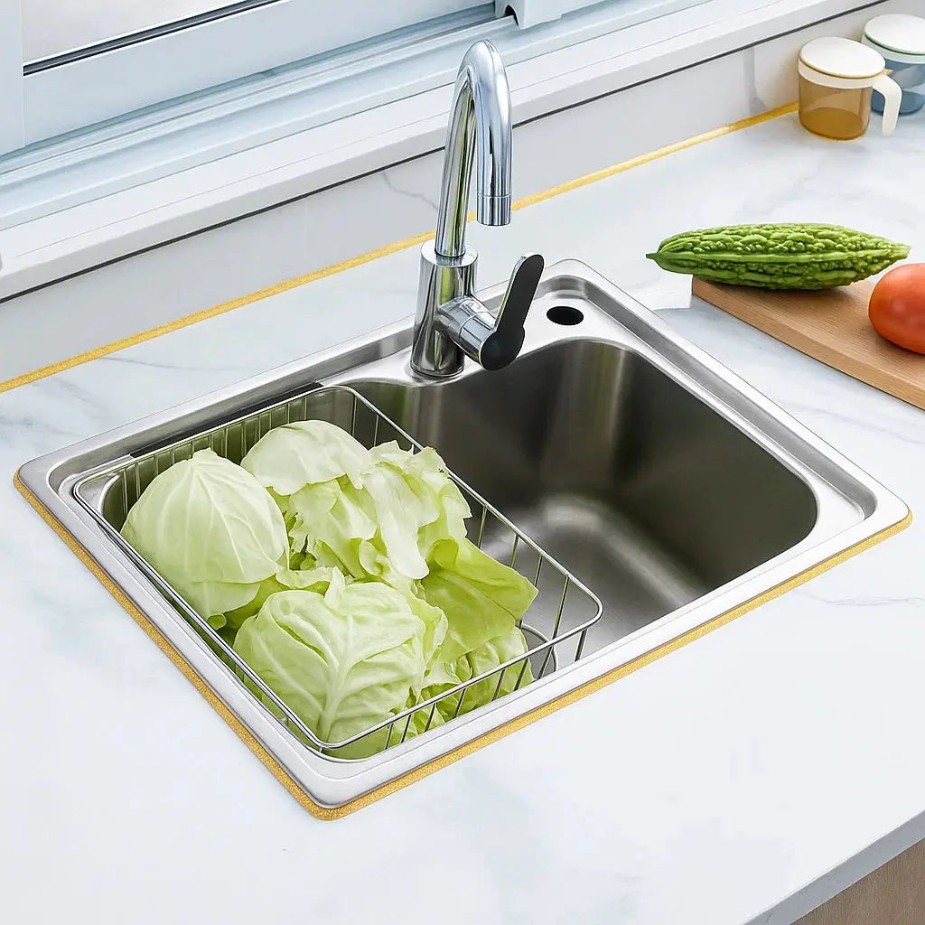 Selbstklebendes Fugenband gegen Schmutz, Wasser & Schimmel Zorenza