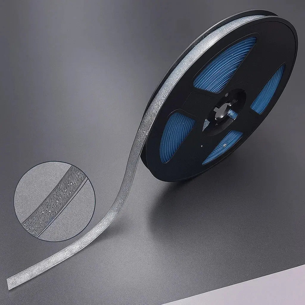 Selbstklebendes Fugenband gegen Schmutz, Wasser & Schimmel Zorenza