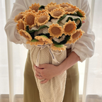 Blumenstrauß-Decke mit gehäkelten Blüten – Handgefertigt -    Zorenza