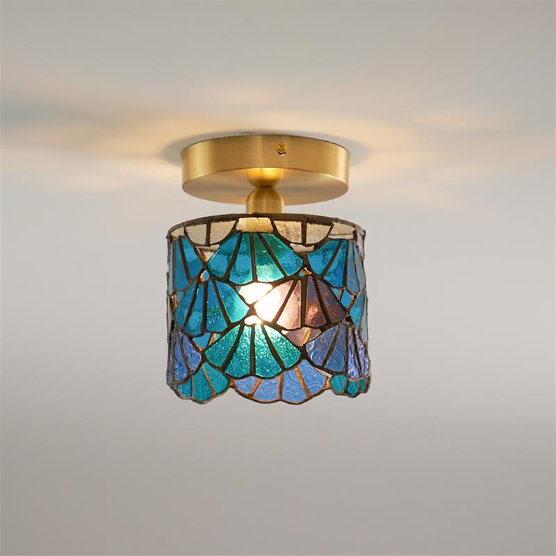 Tiffany-Deckenleuchte mit buntem Glasschirm -    Zorenza