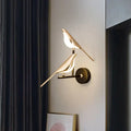 Vogel-Tischleuchte mit goldenem Skulpturendesign Zorenza