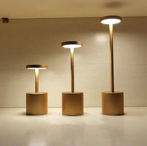 Wiederaufladbare LED-Tischlampe mit Dimmfunktion Zorenza