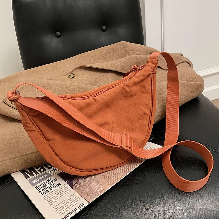 Schultertasche Stoff mit verstellbarem Gurt – Halbmond-Design -    Zorenza