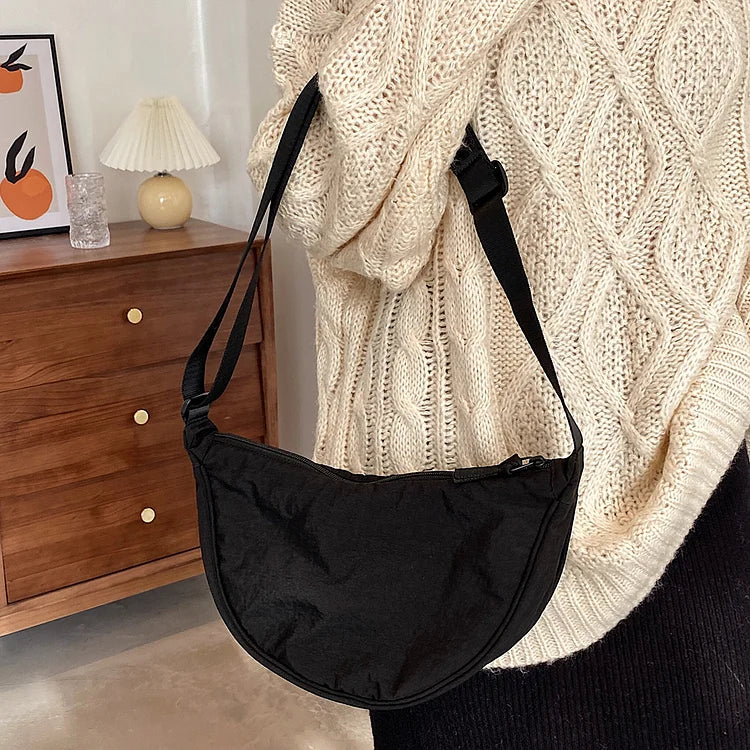 Schultertasche Stoff mit verstellbarem Gurt – Halbmond-Design -    Zorenza