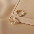 Perlen-Creolen mit goldenem Draht – Elegantes Schmuckdesign -    Zorenza