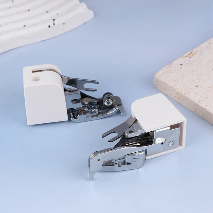Overlock-Nähfuß mit Schneidefunktion – 3-in-1 für Nähmaschinen -    Zorenza