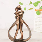Umarmungs-Skulptur Paar Bronze – Dekorative Figur für Zuhause Zorenza