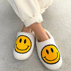 Hausschuhe Plüsch mit Smiley-Motiv -    Zorenza