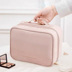 Kosmetiktasche mit transparenten Fächern -    Zorenza