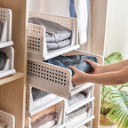 Kleiderschrank-Organizer — Mehr Platz für Kleidung, 3 Etagen, stapelbar -    Zorenza