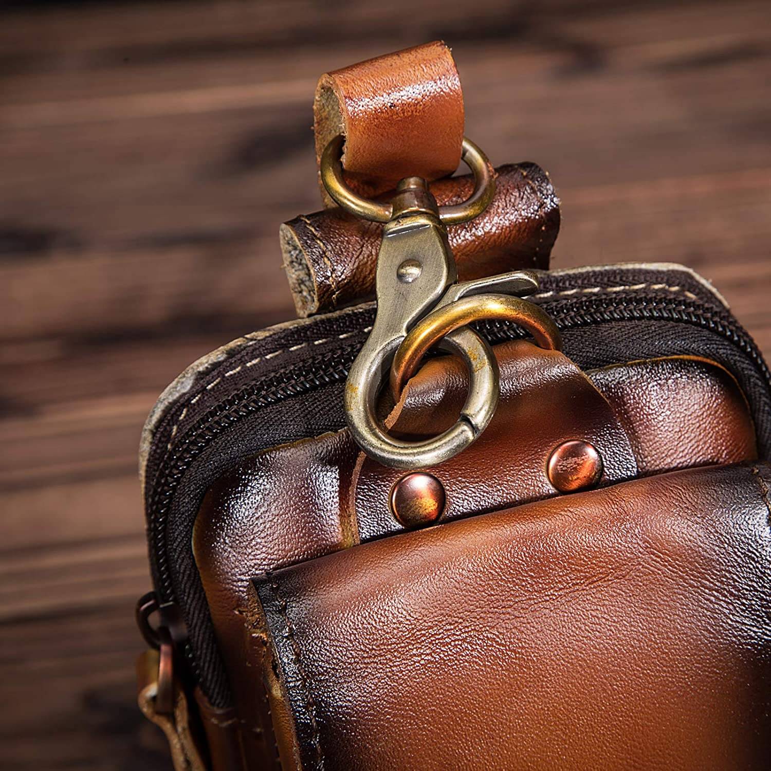 Gürteltasche Leder für Herren mit Reißverschluss -    Zorenza