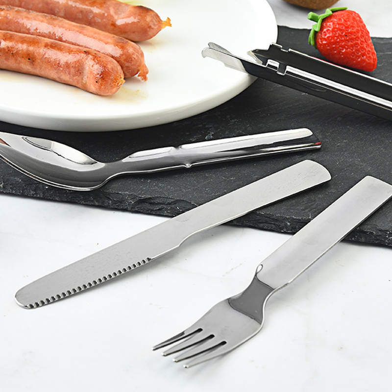 Campingbesteck 4-in-1 klappbar aus Edelstahl -    Zorenza