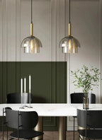 Pendelleuchte mit Doppelglas und Gold-Details -    Zorenza