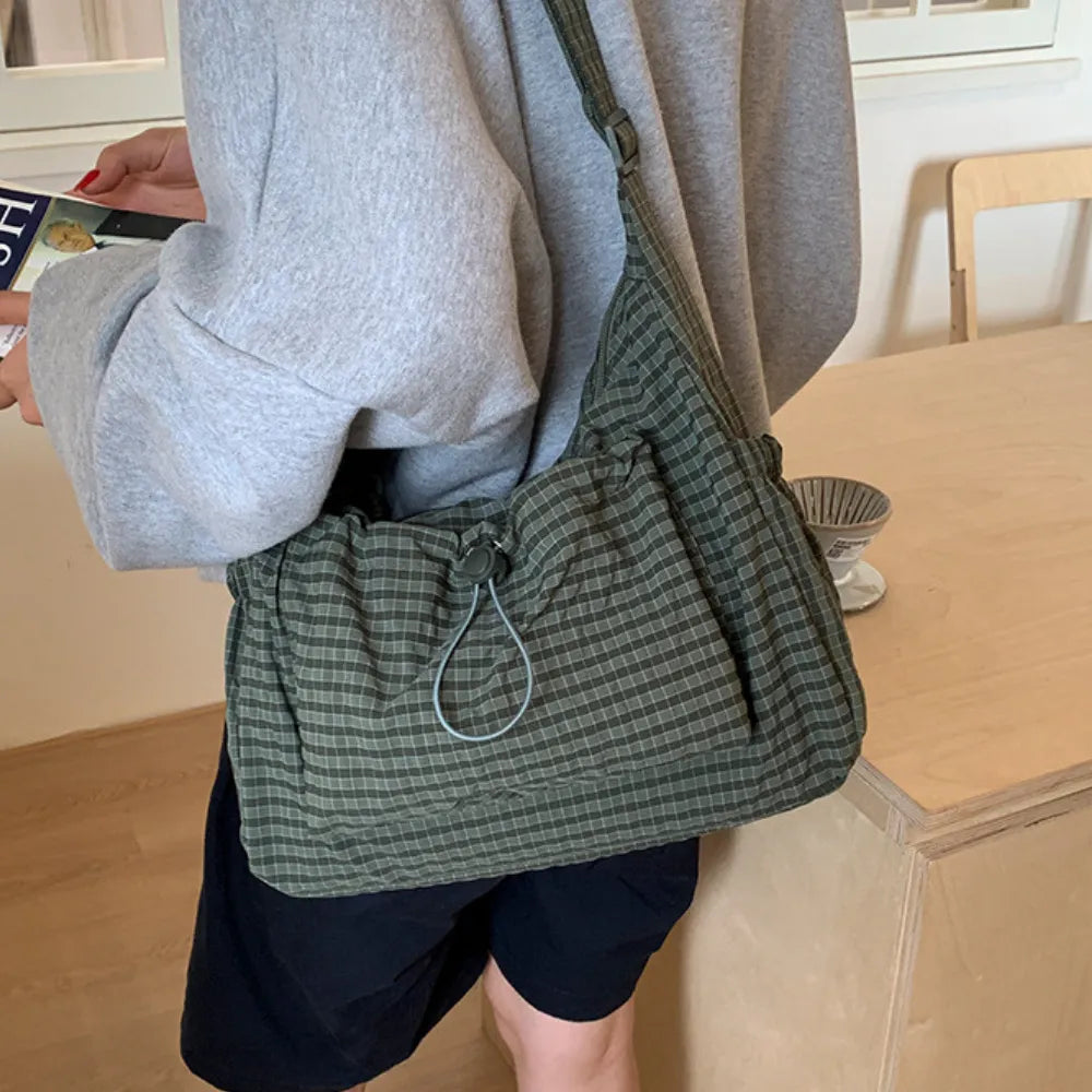 Crossbody-Tasche mit wasserdichtem Nylon -    Zorenza