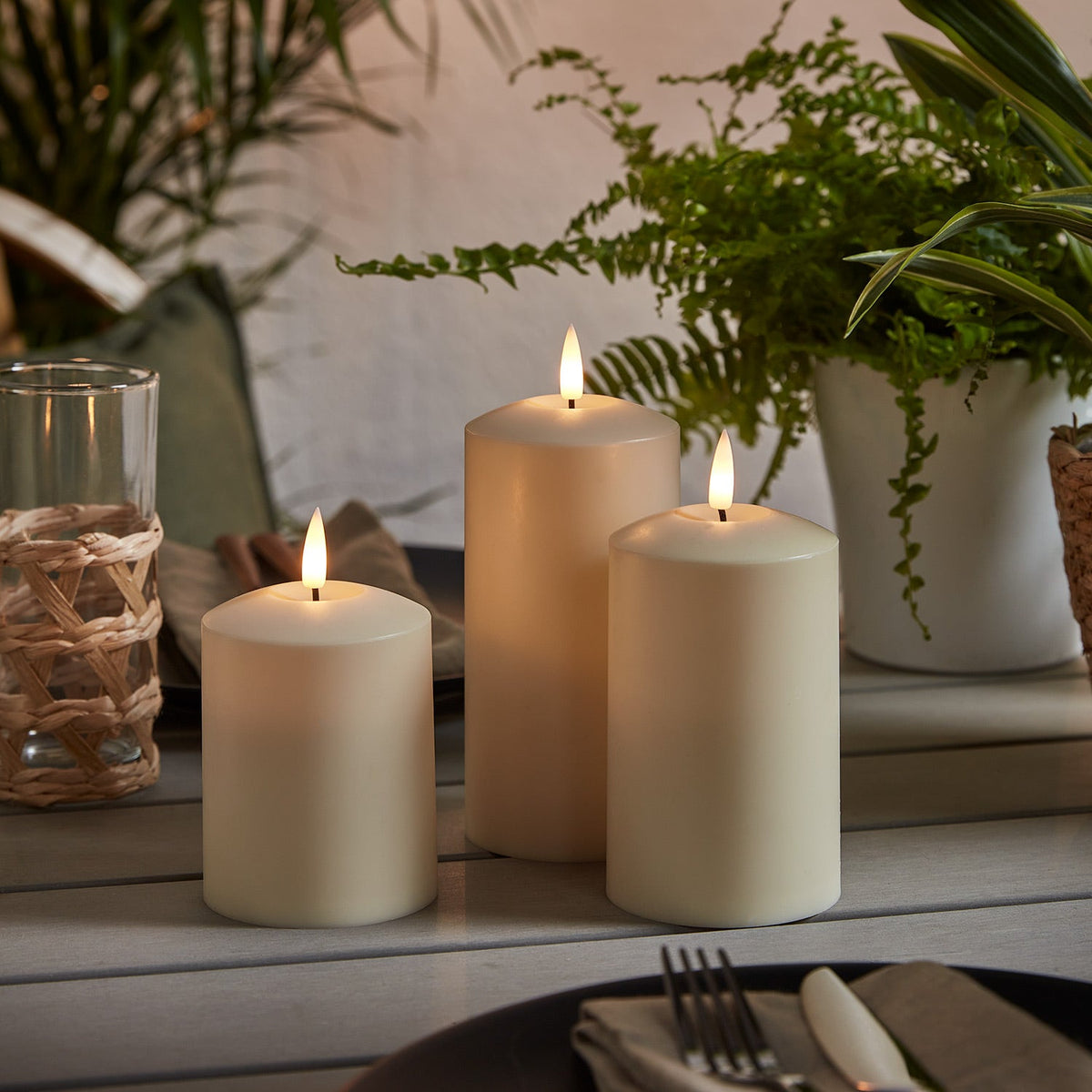 LED Kerzen Outdoormit Timer -    Zorenza