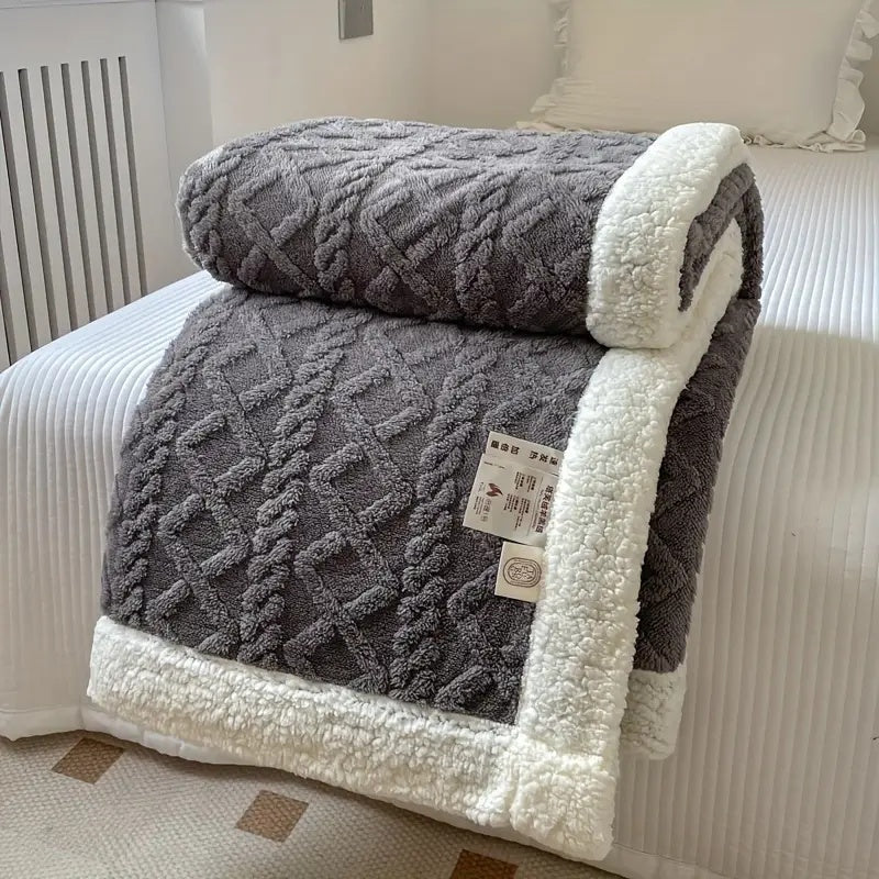 Sherpa Kuscheldecke Wendbar – Weiches Zopfmuster -    Zorenza
