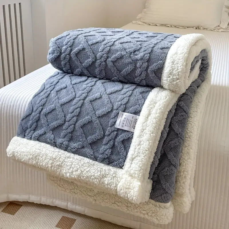 Sherpa Kuscheldecke Wendbar – Weiches Zopfmuster -    Zorenza