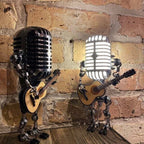 Vintage Mikrofon-Tischlampe mit Gitarre – Retro Musikerlampe -    Zorenza