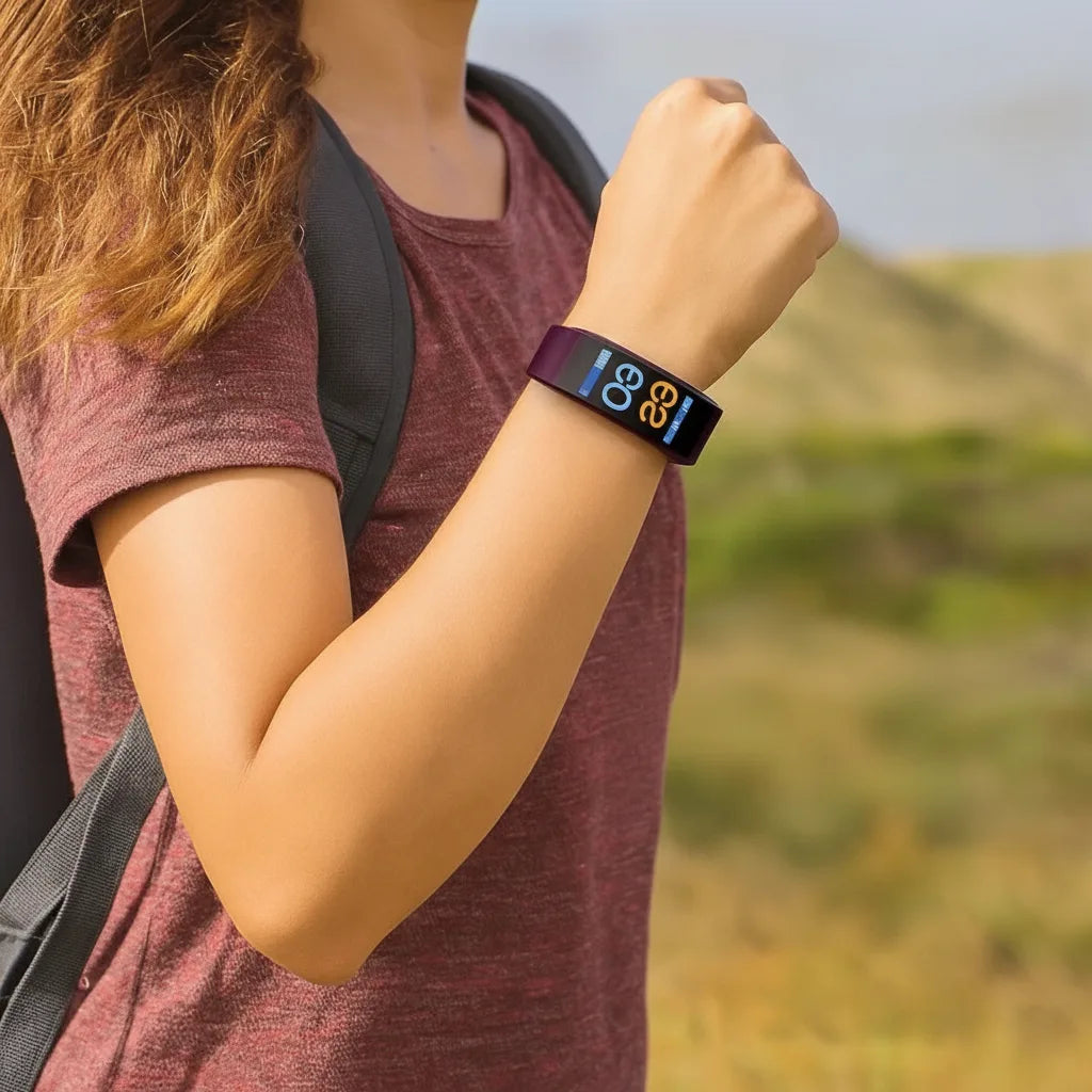 Fitness-Armband mit Sturzerkennung für Senioren Zorenza