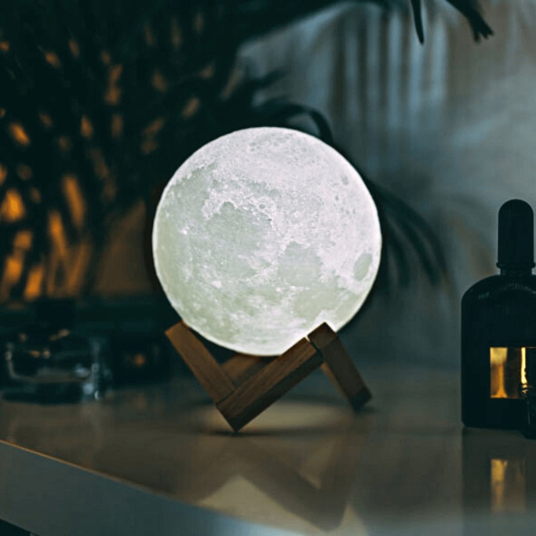 Mondlampe mit Touch-Steuerung und Holzständer -    Zorenza