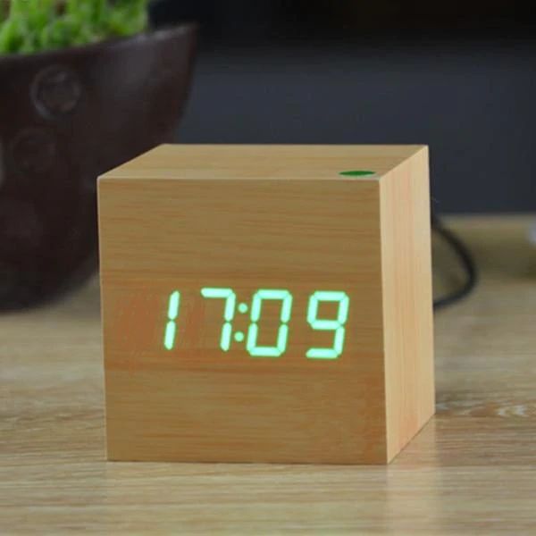 Digitaler Holzwürfel-Wecker mit LED-Anzeige -    Zorenza