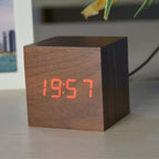 Digitaler Holzwürfel-Wecker mit LED-Anzeige -    Zorenza