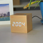Digitaler Holzwürfel-Wecker mit LED-Anzeige -    Zorenza