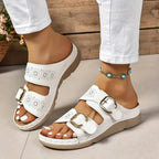 Sandalen mit Keilabsatz und verstellbaren Schnallen -    Zorenza