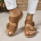 Sandalen mit Keilabsatz und verstellbaren Schnallen -    Zorenza