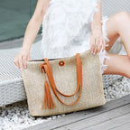Strandtasche mit Lederhenkel und Quaste -    Zorenza