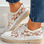 Bestickte Damenschuhe mit Blumenmuster und Fußbett -    Zorenza
