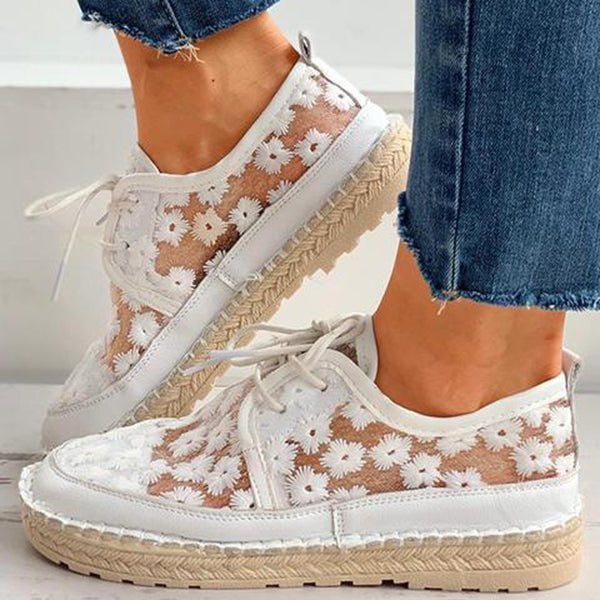 Bestickte Damenschuhe mit Blumenmuster und Fußbett -    Zorenza